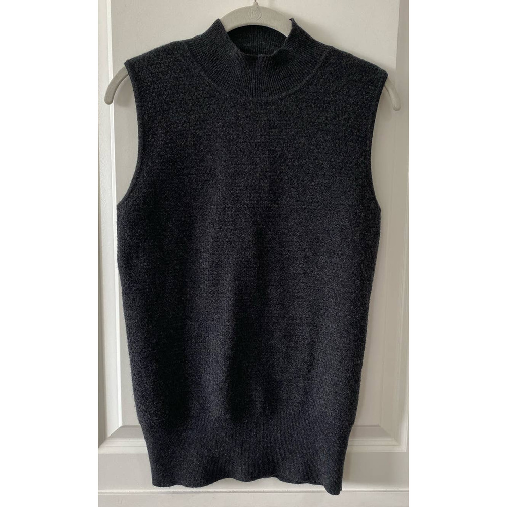 St. John Black Sleeveless Mock Neck 100% Cashmere Textured Front Ribbed Back S